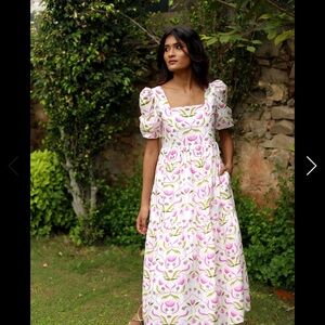 Monsoon and Beyond 1919 Estella
MANGROVE PINK size m